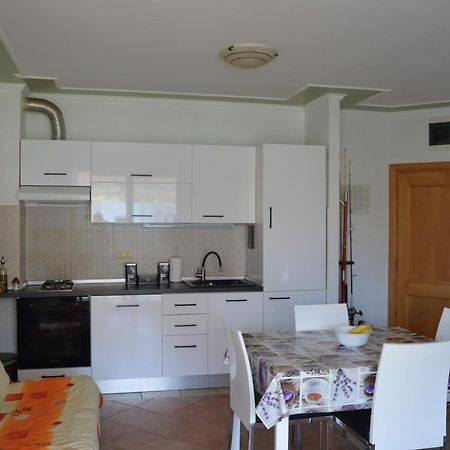 Apartment Svrco Zaboric Buitenkant foto