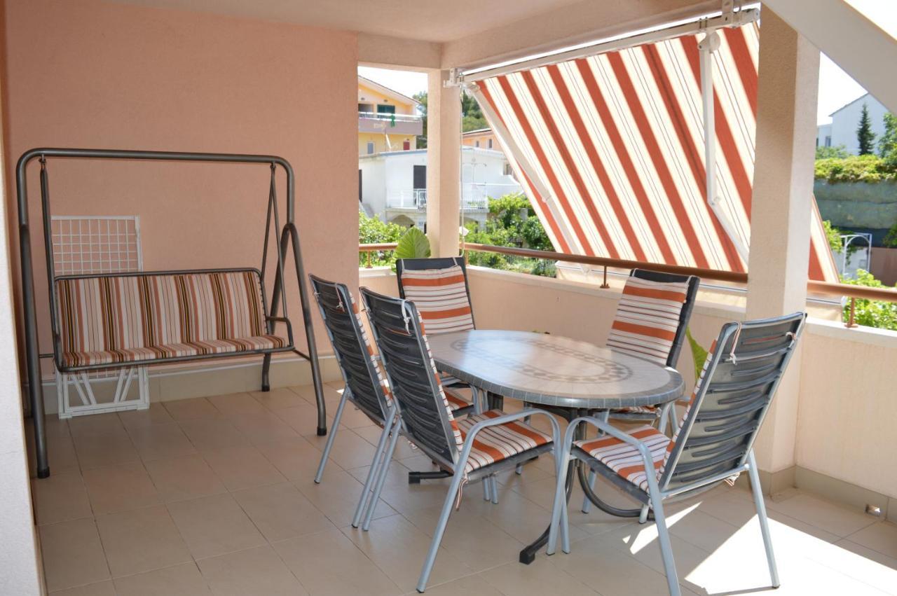 Apartment Svrco Zaboric Buitenkant foto