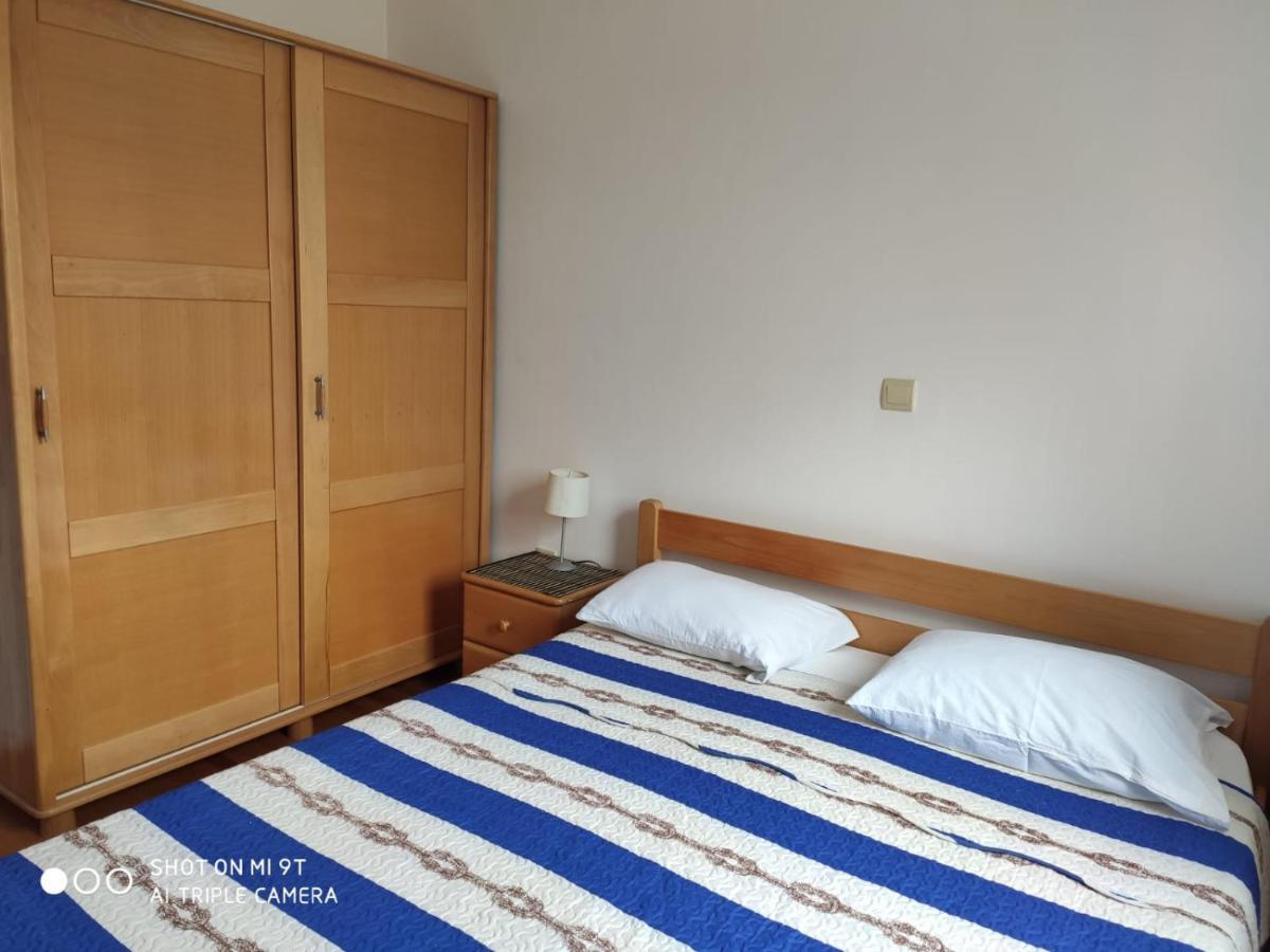 Apartment Svrco Zaboric Buitenkant foto